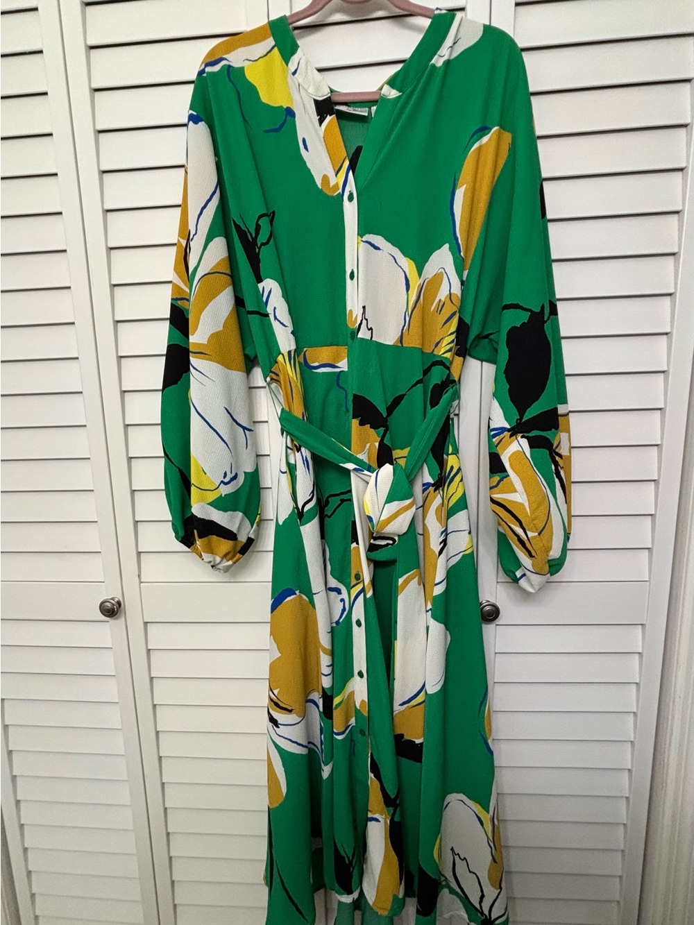 Premier Green Floral Tie-Waist Maxi Dress with Yellow & White Accents